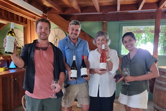 3-Hour Hunter Valley Scenic Helicopter Tour Including 3-Course Lunch from Cessnock - What the staff add to the day