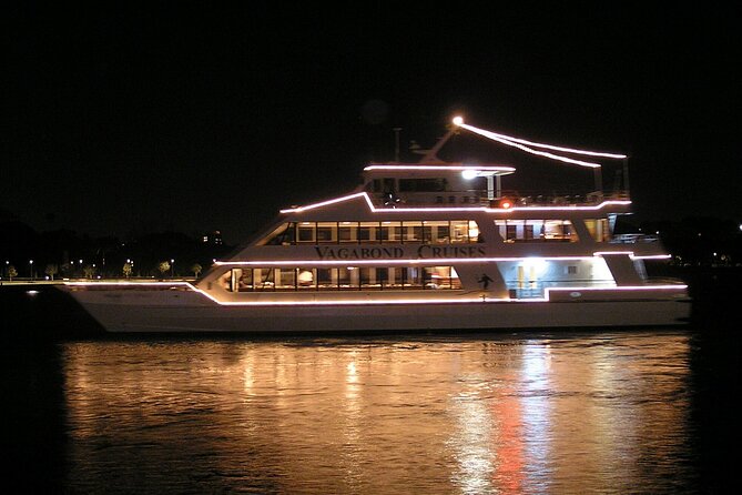4-hour Vivid Latin Fiesta Dinner Cruise Shared Experience - Sydney Harbour views during Vivid