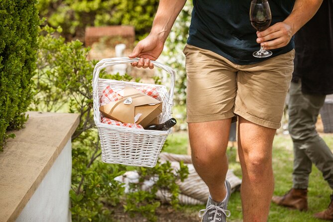 Audrey Wilkinson Vineyard: Picnic with Wine Masterclass Tasting - The picnic is the reason to allow the full two hours