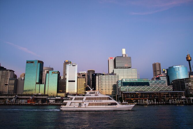 Australia Day Dinner and Fireworks Cruise on Sydney Harbour - Sydney’s icons from the water