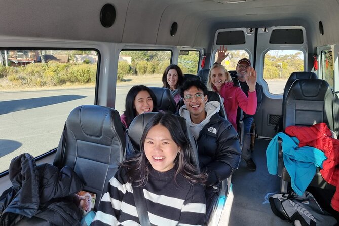 Award-Winning Hunter Valley Wine & Cheese Tour from Sydney - A lakeside lunch at the halfway point