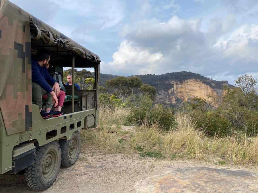 Blue Mountains 90 Minute Army Truck Adventures - Riding the Blue Mountains in an ex-army Land Rover