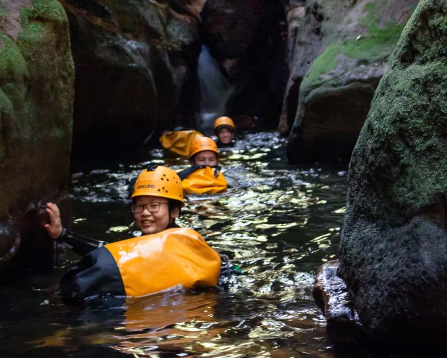 Blue Mountains: Abseiling and Canyoning Experience - Two Blue Mountains adventures in one 7.5-hour day