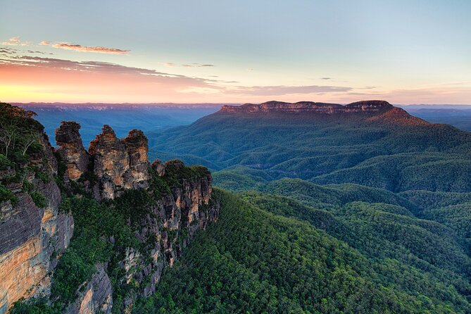 Blue Mountains All-inclusive Tour with Scenic World & Lunch - Featherdale: a close look at Australian animals