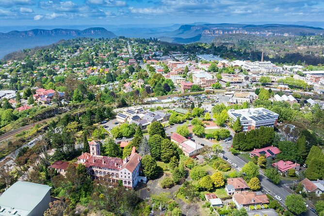 Blue Mountains Day Tour with Wildlife and Scenic World Entry - Choosing the return: coach or Parramatta river cruise