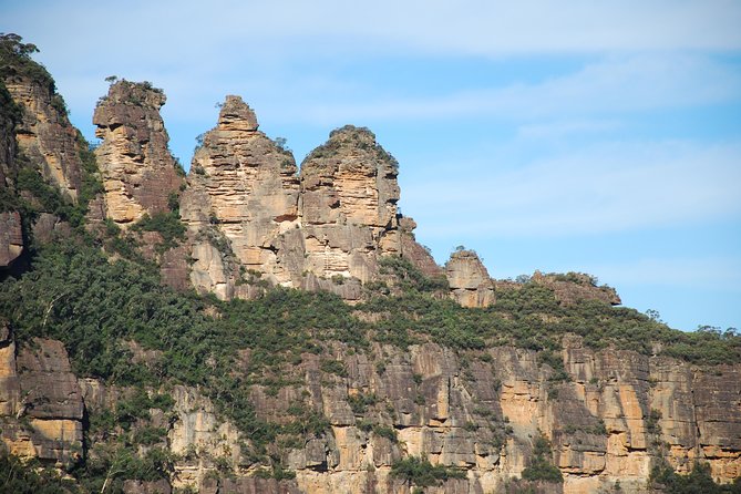 Blue Mountains Day Trip from Sydney Including Scenic World - Leura gives you lunch and a change of pace