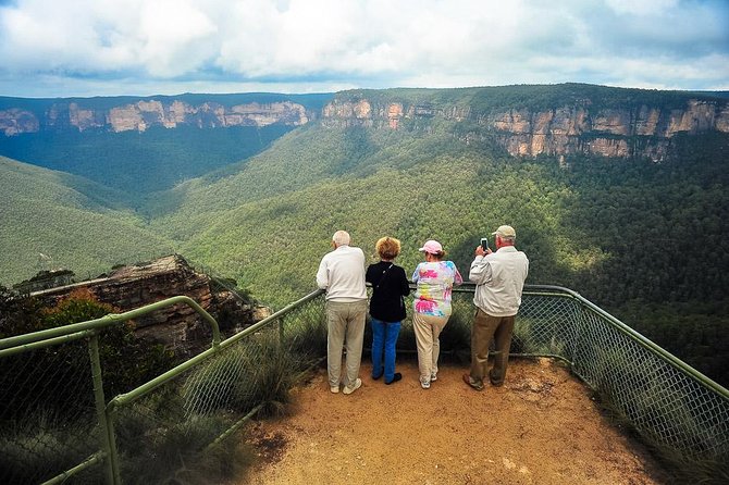Blue Mountains Private Tour from Sydney - Lunch among the gum trees at Megalong Valley