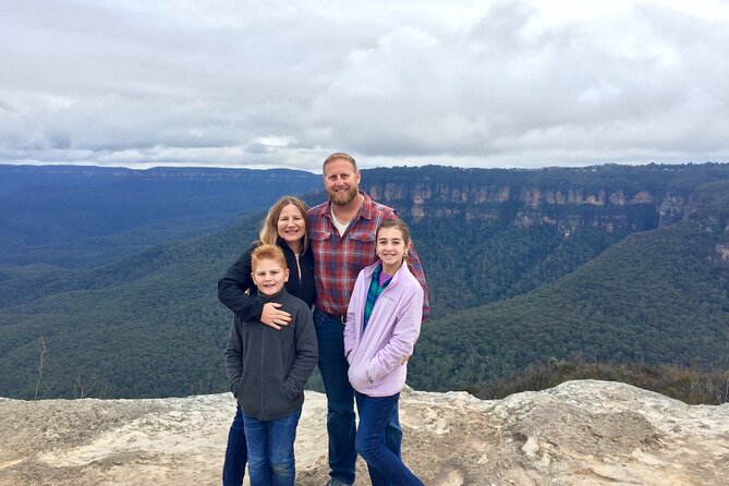 Blue Mountains Private Tour From Sydney, & Featherdale Aussie Animal Park Option - Lincoln’s Rock and the Long Valley View