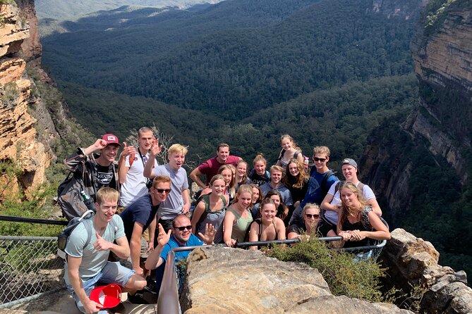 Blue Mountains Private Tour From Sydney, & Featherdale Aussie Animal Park Option - Crossing the Harbour Bridge Toward the Mountains