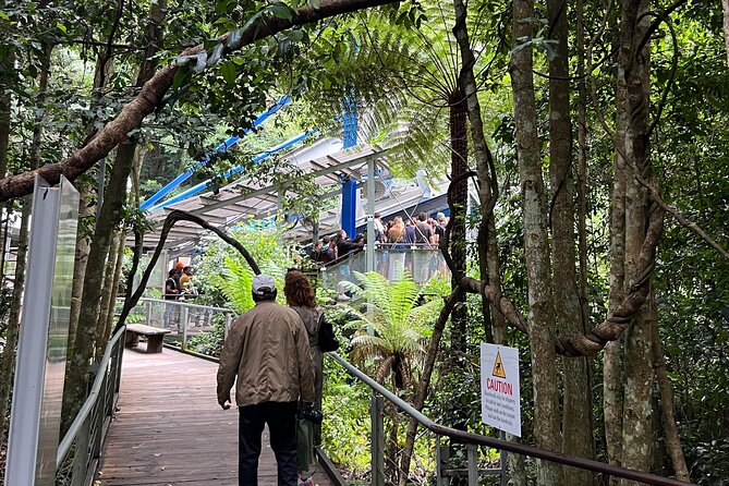 Blue Mountains Private Tour & Hidden Gems, Pick up & Drop off - Leura is the day’s pleasant pause