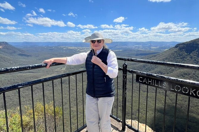 Blue Mountains Private Tour & Hidden Gems, Pick up & Drop off - Choose between Featherdale and more mountain views