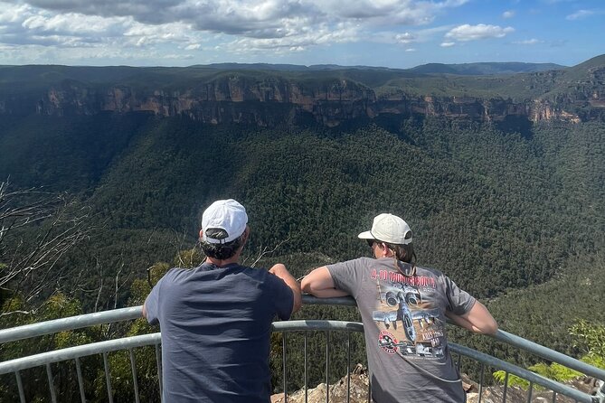 Blue Mountains Private Tour & Scenic World Included - Boar’s Head Lookout keeps the route varied