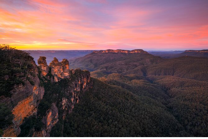 Blue Mountains Private Tour with Kangaroo and Koala Experience - Entering the Blue Mountains National Park
