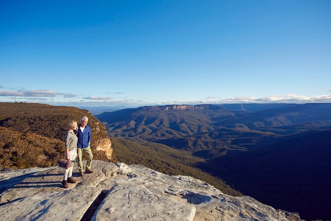 Blue Mountains Small Group Tour with Lunch, Zoo and Scenic World - The Three Sisters in better afternoon light