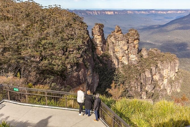 Blue Mountains Sunset Nature-based & Waterfall Tour from Sydney - Wentworth Falls is the physical centerpiece