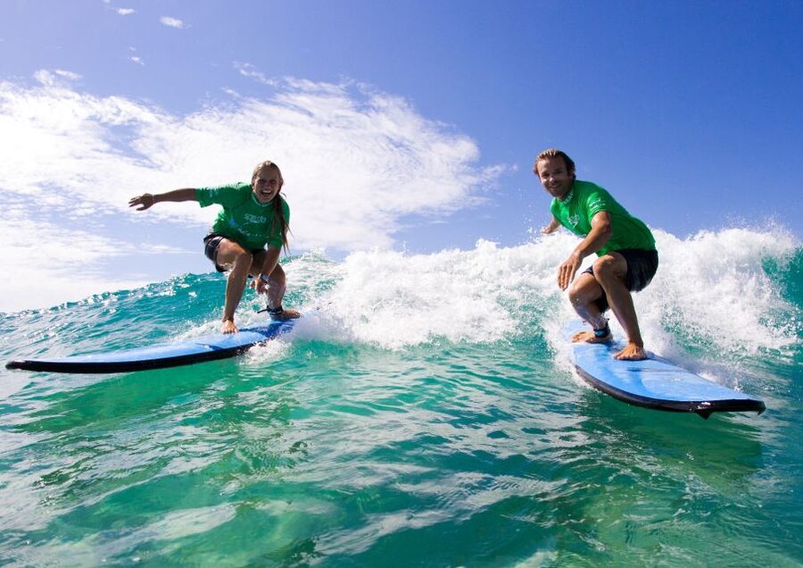 Bondi Beach: 2-Hour Surf Lesson Experience for Any Level - Which instructor experience should you expect?