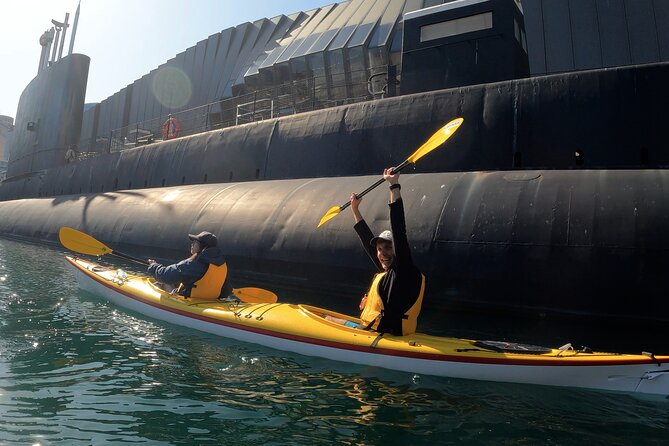 Darling Harbour Explorer - Sea Kayaking Tour - What the 12-person limit changes