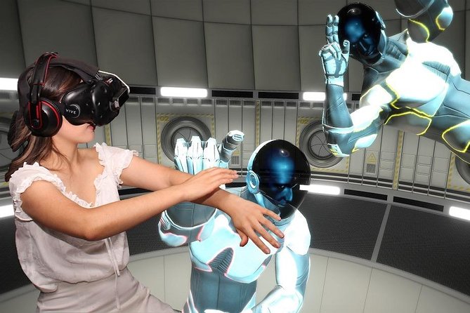 Entermission Sydney 60min Virtual Reality Escape Rooms - The best group size for Entermission