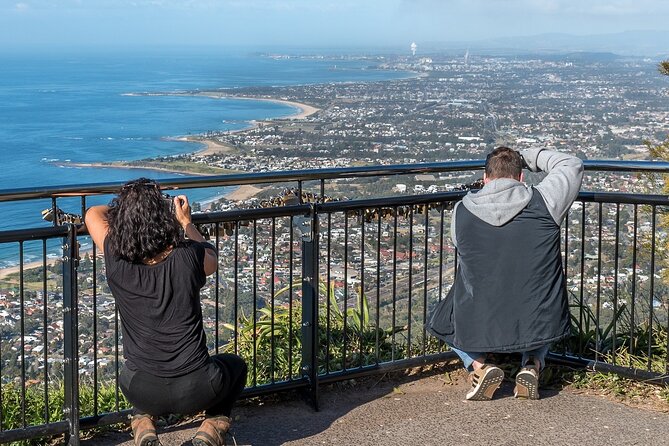 Escape Sydney: Sea Cliff Bridge, Wildlife, Kiama Coast Private - Kiama Blowhole, the signature stop