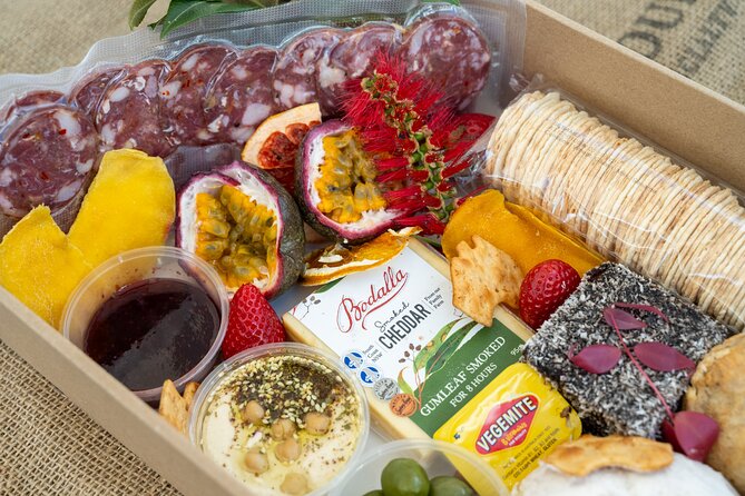 Foraging Tour: Botanical Gardens Walk & Picnic - Starting at Man O’War Steps at 4:00 pm