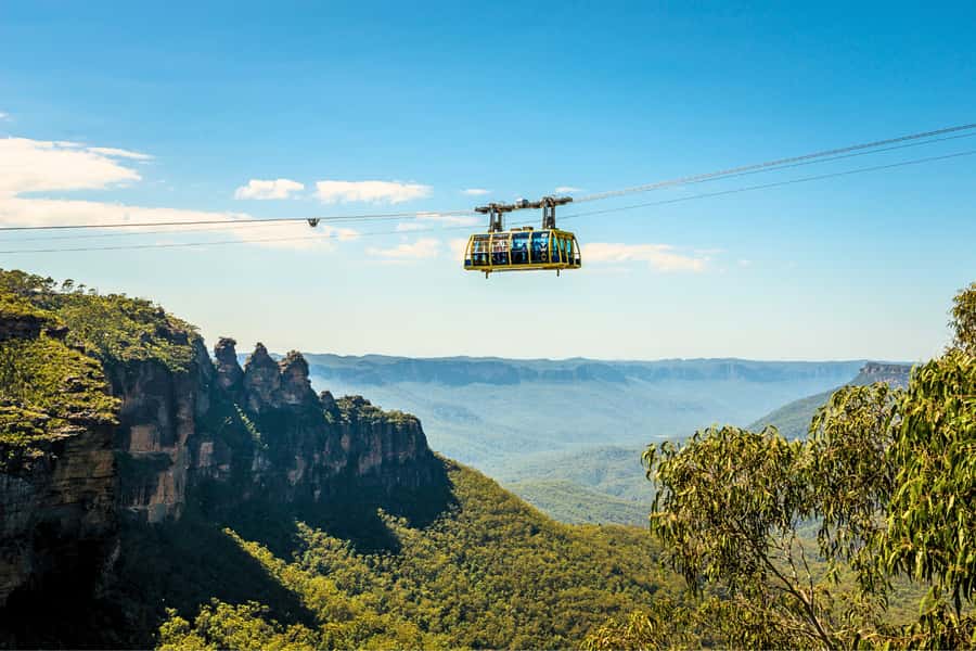 From Sydney: Blue Mountains, Scenic Railway, & Sydney Zoo - Leura for a break and a little independence