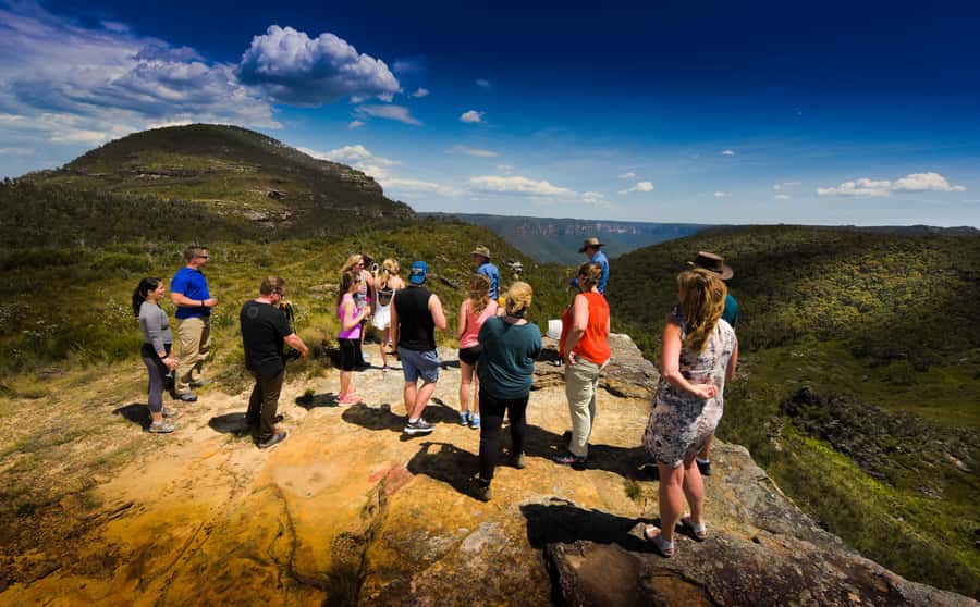 From Sydney: Blue Mountains Small-Group Tour Picnic & Hike - Eaglehawk Lookout and the Three Sisters