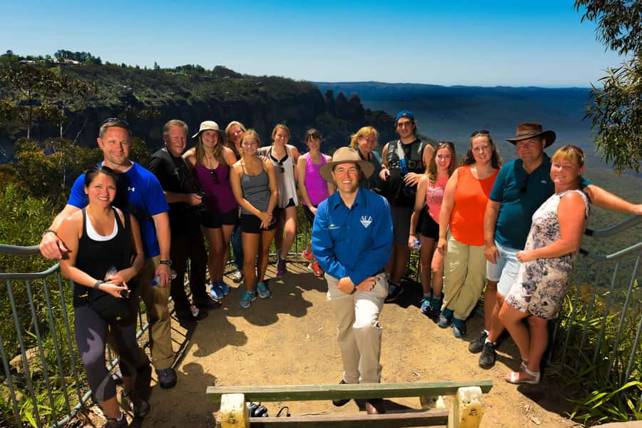 From Sydney: Blue Mountains Small-Group Tour Picnic & Hike - Jamison Valley and the first mountain views
