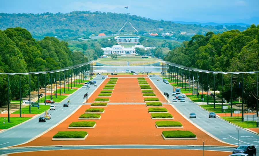 From Sydney: Explore Canberra Includes Buffet Lunch - The Royal Australian Mint in 30 minutes