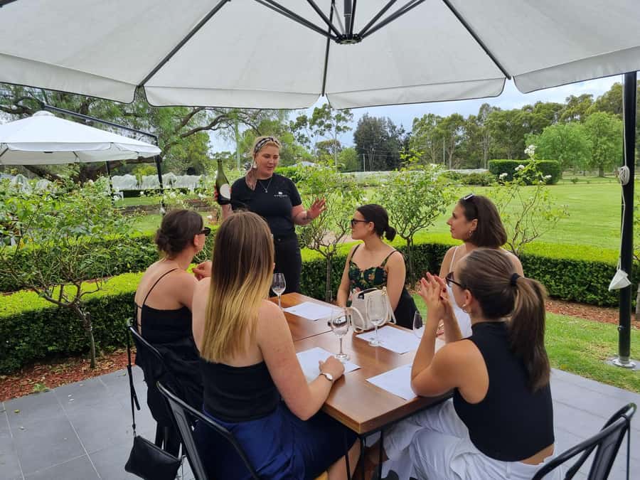 From Sydney: Hunter Valley Wine, Gin & Food Tastings Tour - The gin and vodka stop