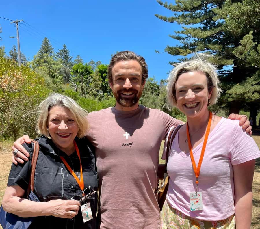 From Sydney: Location Tour of Home and Away - Filming days and cast encounters