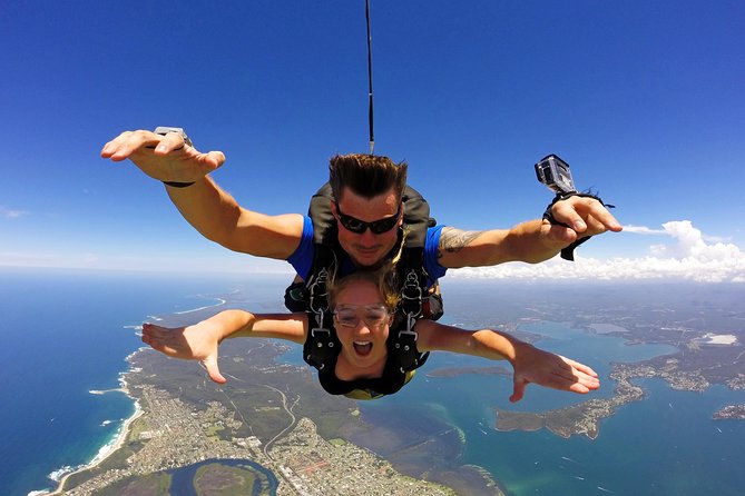 From Sydney: Tandem Skydive Experience over Newcastle Beach - Group size, staff, and the personal feel