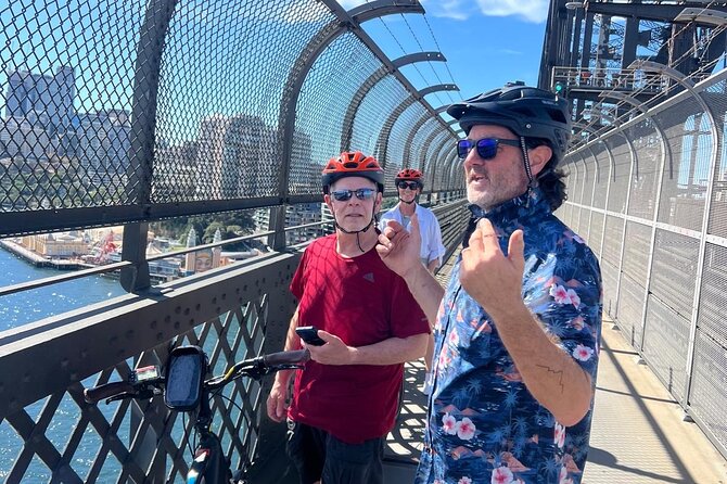 Guided Electric Bike Tour of Sydney with Bluetooth helmets - What the $82.48 price delivers