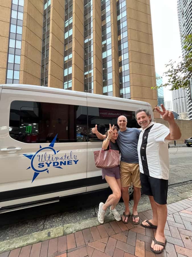 Half Day Small Group : The Story of Sydney Tour - Bondi Beach and a taste of coastal Sydney