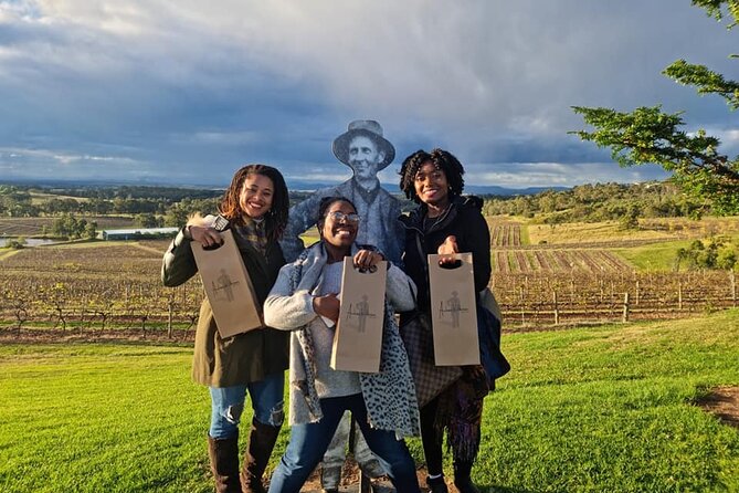 Hunter Valley Mid-Day with Light Lunch Wine Tour - Key points at a glance