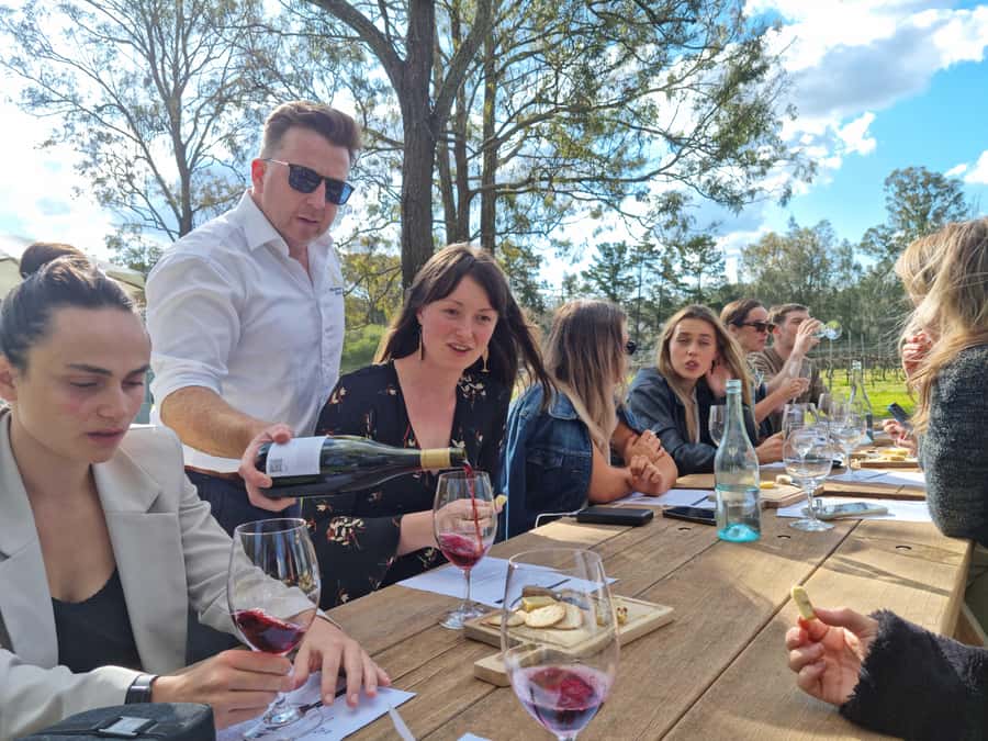 Hunter Valley: Wine, Gin, Cheese and Chocolate Tour - Key points to know