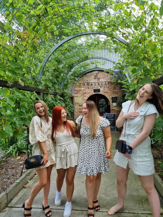 Hunter Valley: Wine, Gin, Cheese and Chocolate Tour - What makes the guides important