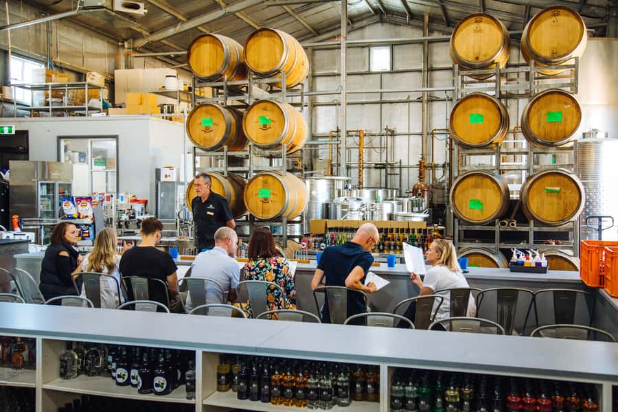 Hunter Valley: Wine, Spirits, and Cheese Tour with Lunch - Three wineries, three different reasons to stop