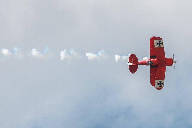 Intense Aerobatic Experience in the Open Canopy Red Baron Pitts Special - The first views come before the stunt work
