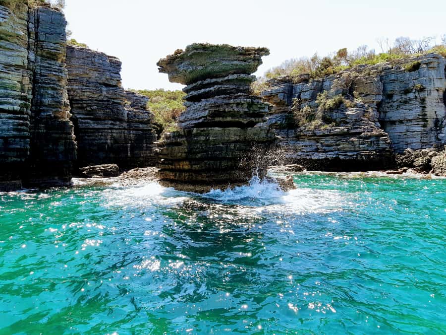 Jervis Bay: 2-Hour Cruise of Jervis Bay Passage - Crossing Jervis Bay toward the white beaches