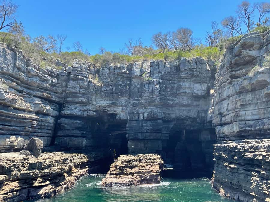 Jervis Bay: 2-Hour Cruise of Jervis Bay Passage - Point Perpendicular and the cruise’s boldest scenery