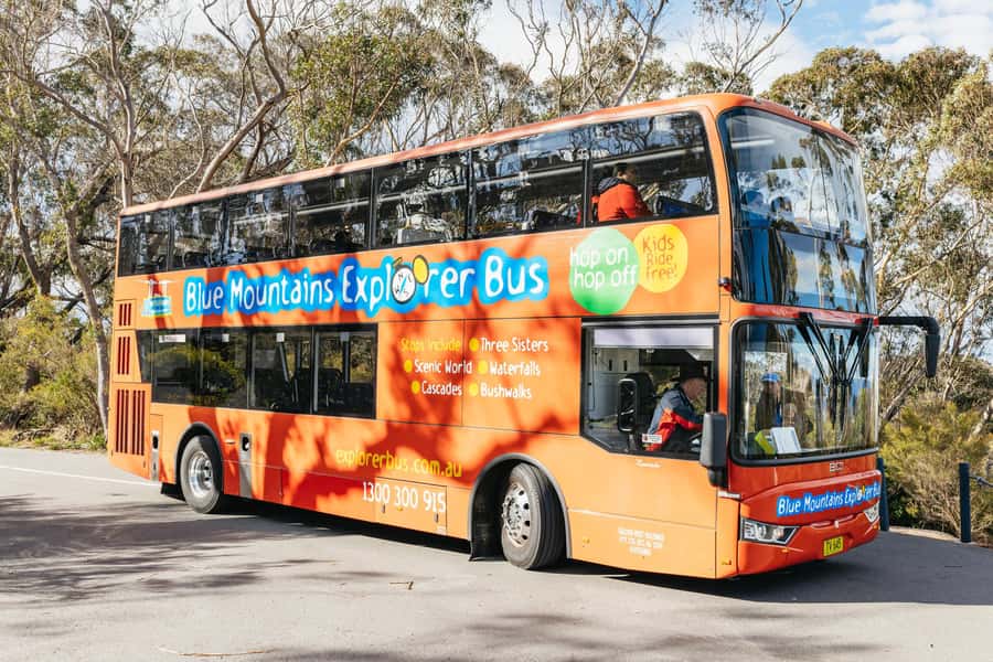 Katoomba: Lyrebird Hop-On Hop-Off and Scenic World Pass - Take the 9:15 AM departure if you want the full day