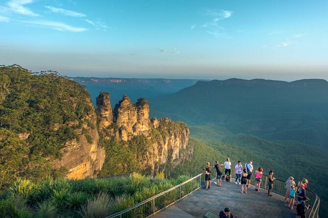 Late Start Blue Mountains Nature, Waterfalls, Koalas Small Group - Megalong Valley and the search for wild kangaroos