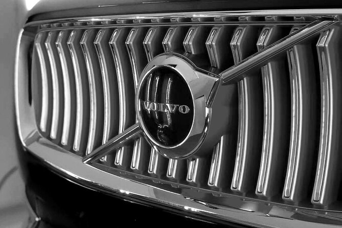 Limoroo, Airport Transfers and Luxe Door to Door Service. - Service quality and the driver