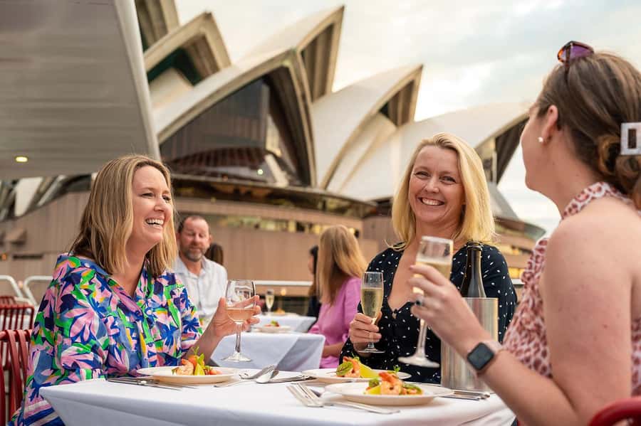 Luxury Catamaran Lunch Cruise with Deluxe Buffet - What is on the deluxe buffet?