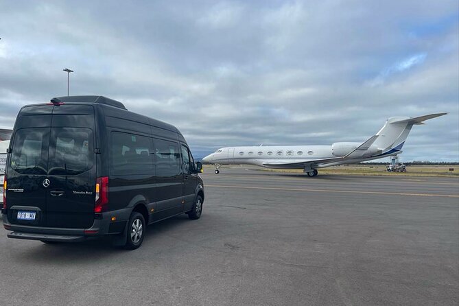 Luxury Mini Bus - Sydney Airport Transfers - From baggage claim to a luxury European van