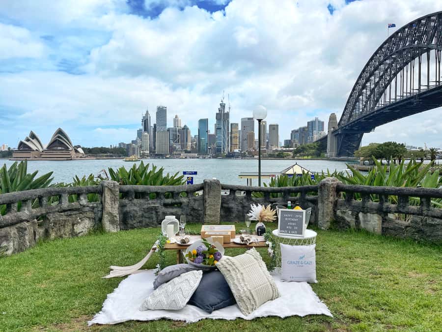Luxury Picnic for 2 with Sydney Harbour Views at Kirribilli - Is $176 per person good value?