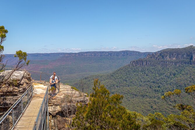 Luxury Small Group of 5 Blue Mountains Escape Tour - Katoomba gives you a practical lunch break