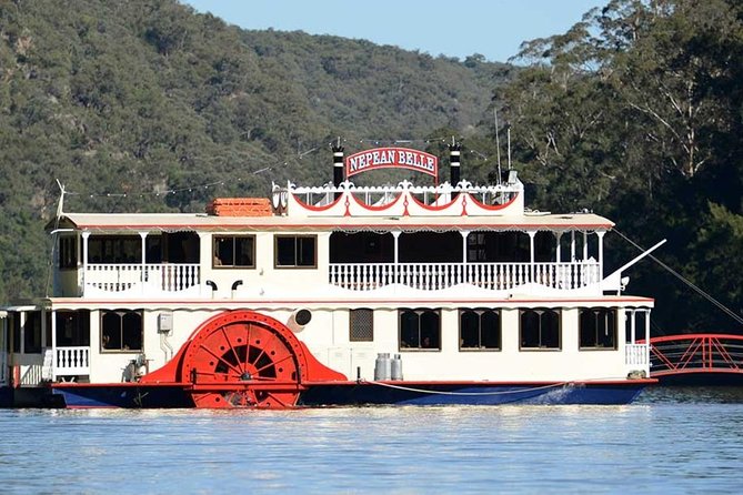 Morning Paddlewheeler Cruise in the Gorge - Who Will Enjoy the Nepean Belle Most?