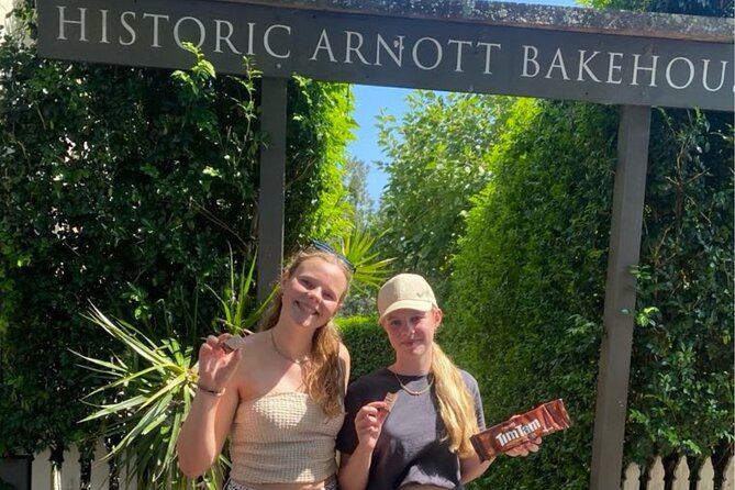Newcastle: Country Towns River & Farm Tour with BBQ - What the guide adds to the day