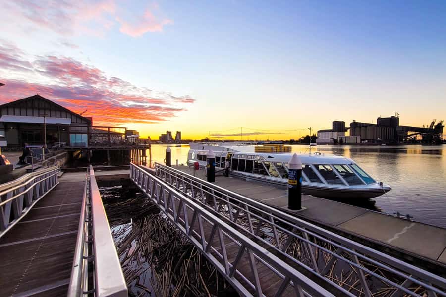 Newcastle: Harbour Dinner Cruise with Live Music - Setting out from Lee Wharf beside Honeysuckle